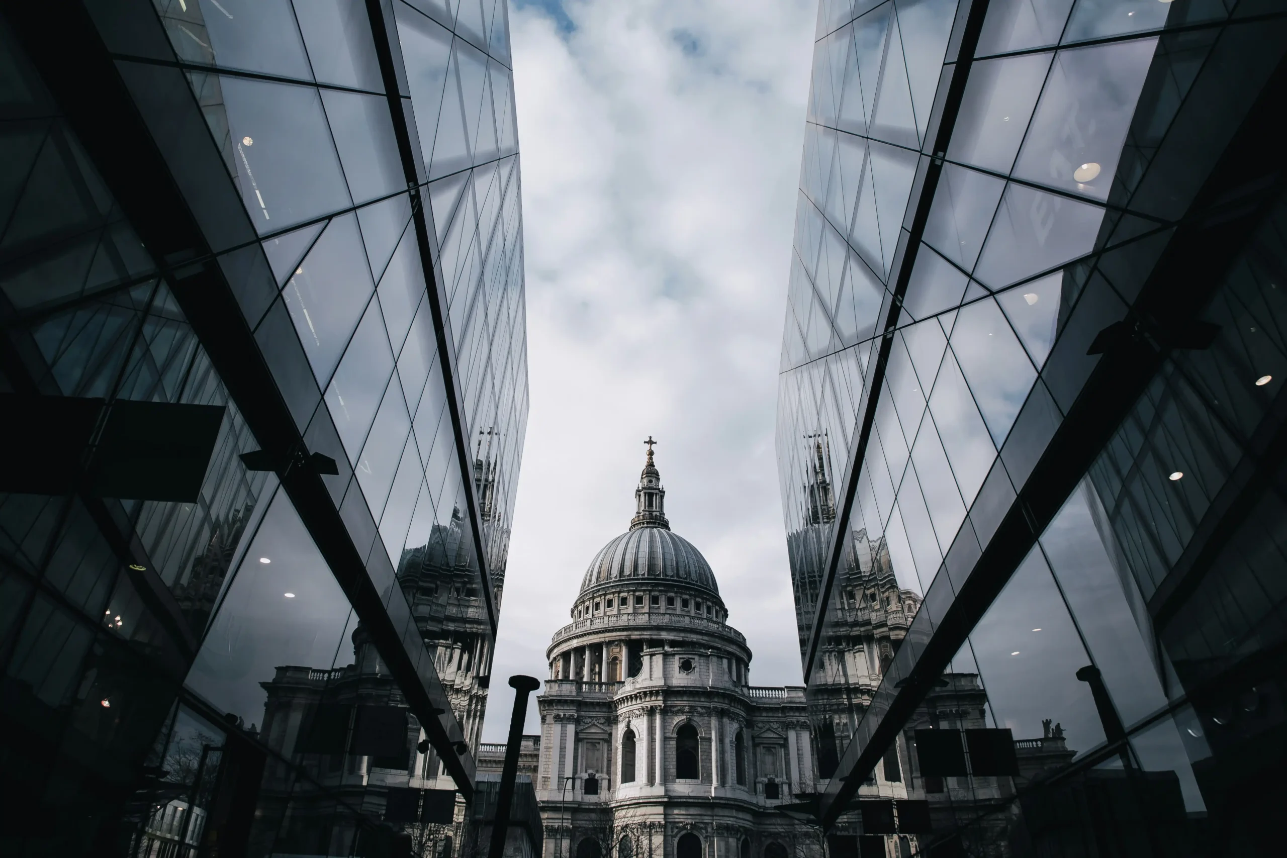 hieu vu minh 4eDiRuTHU30 unsplash